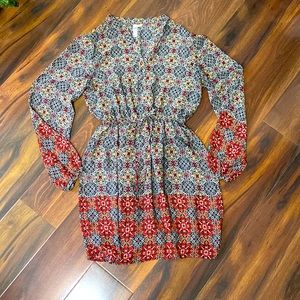 Long sleeve pattern dress